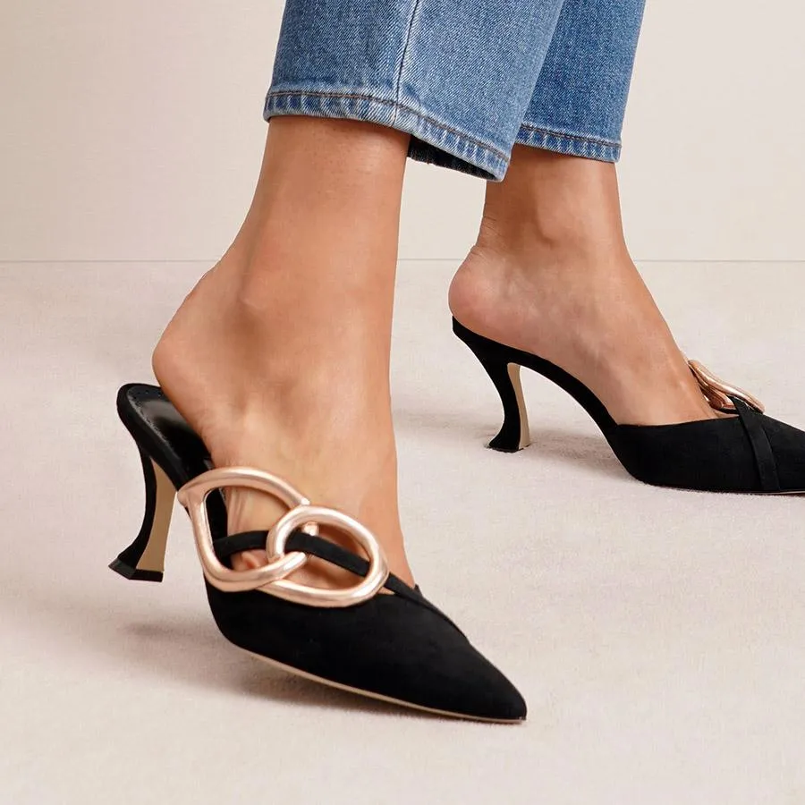 Allora 70 chain mule pumps