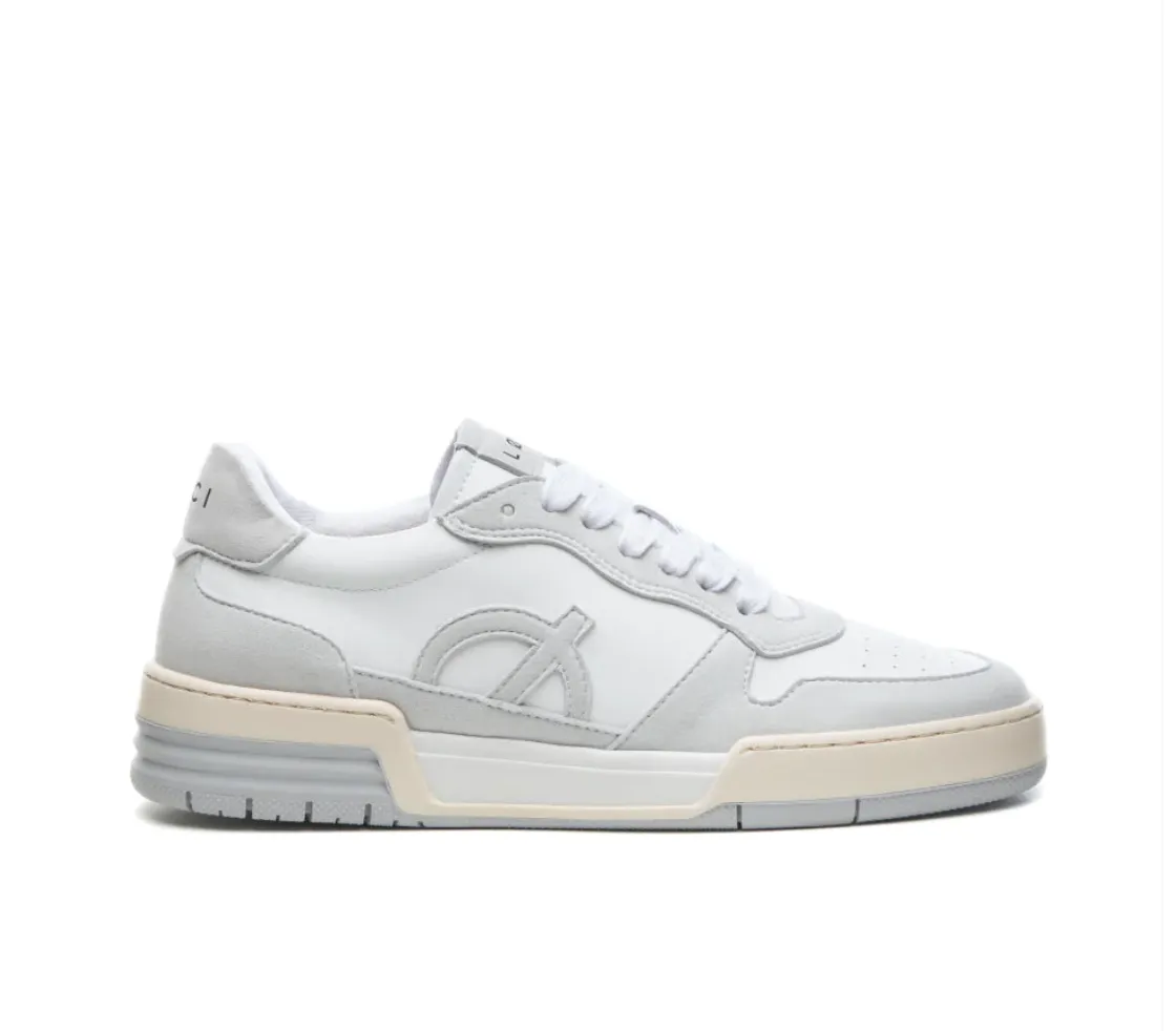 Atom Sneaker