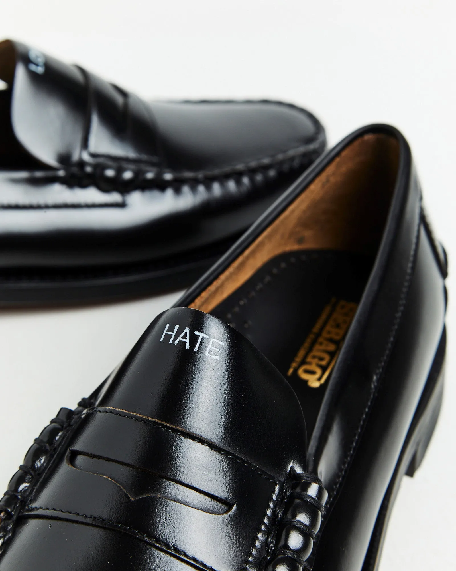 Classic Dan Tag A9W Loafers Black