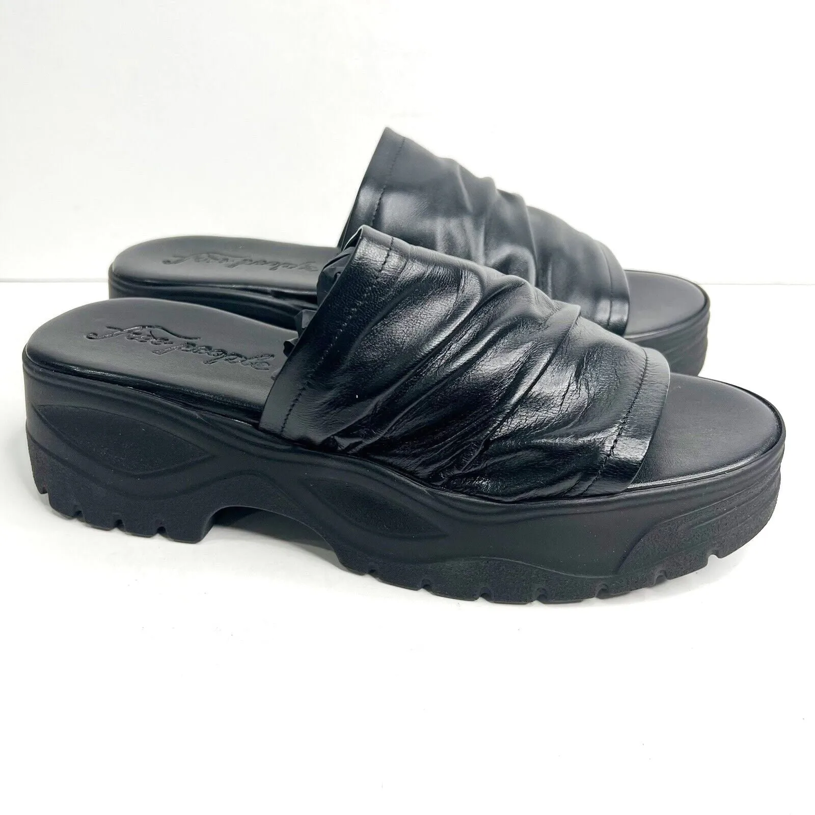FREE PEOPLE LEATHER PLATFORM SANDALS