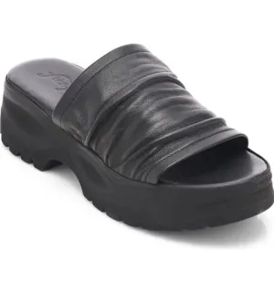 FREE PEOPLE LEATHER PLATFORM SANDALS
