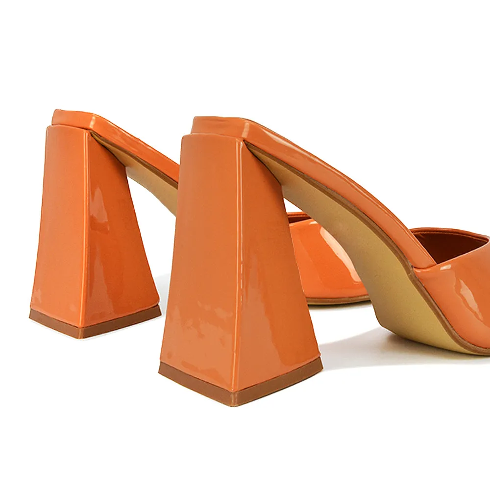 Gracia Square Peep Toe Sculptured Flared Block Heeled Mules in Green Patent