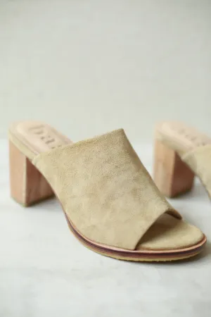 HERA SUEDE MULE
