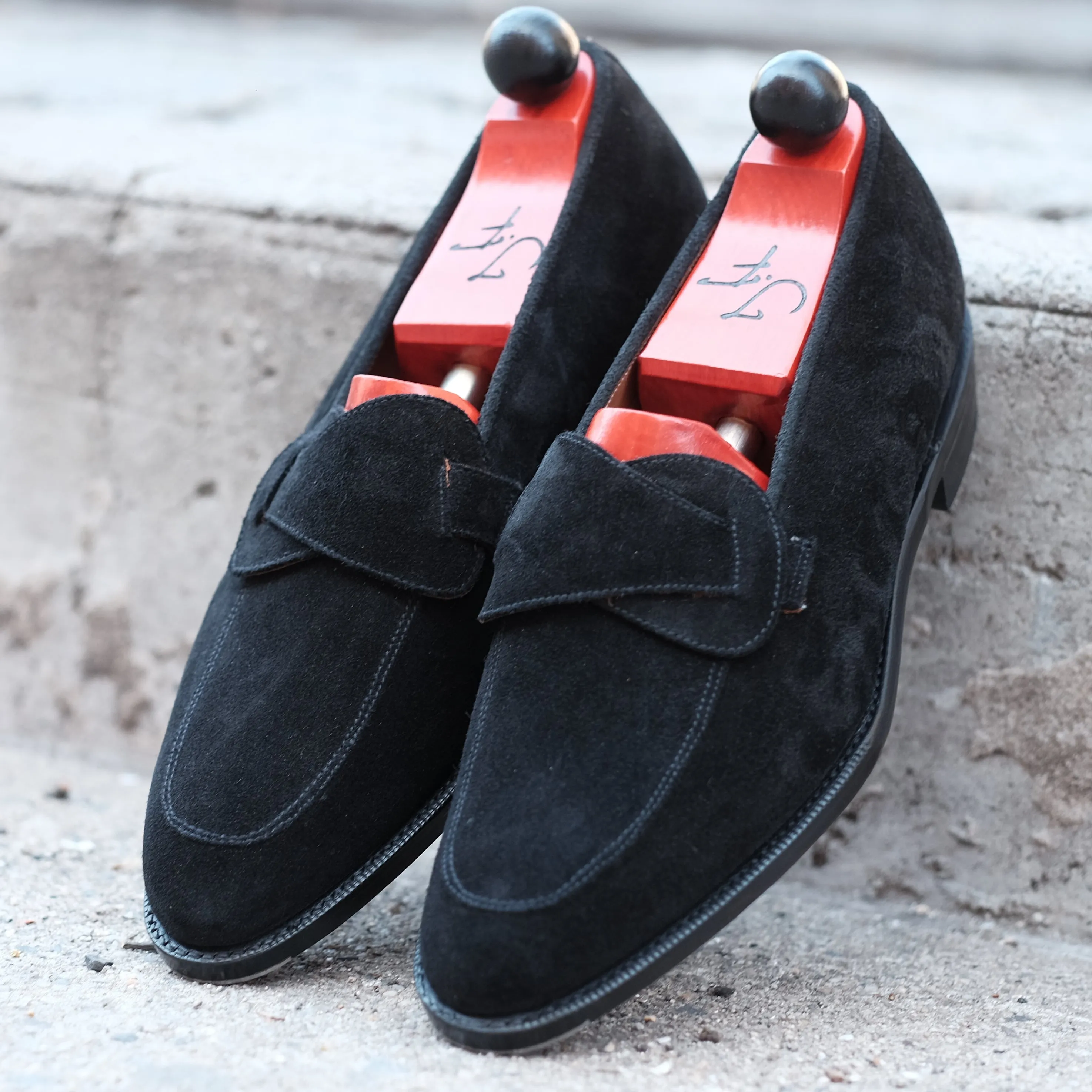 J.FitzPatrick Meridian - Black Suede Loafer