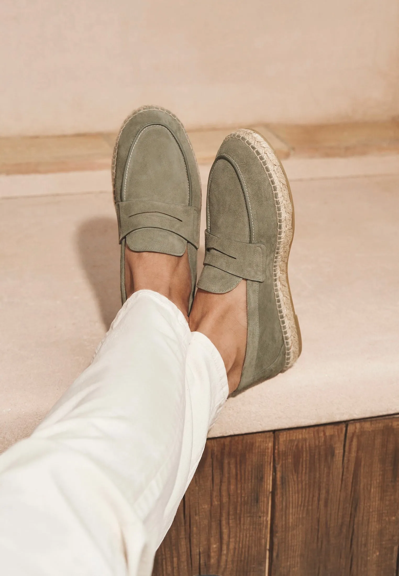 Loafers - Sage Suede