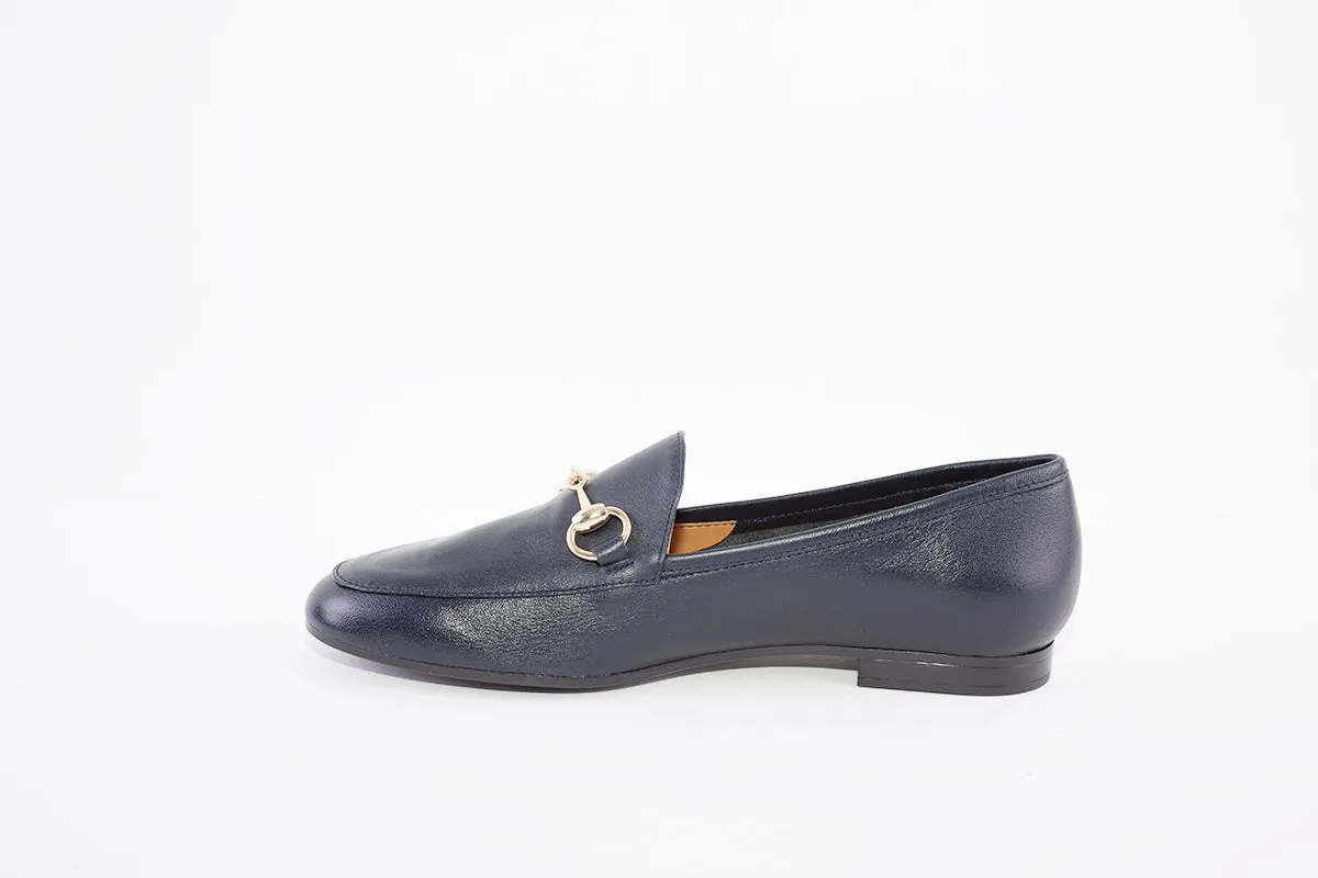 MARIA JAEN - 4023 FLAT LOAFER WITH GOLD CHAIN DETAIL - NAVY LEATHER