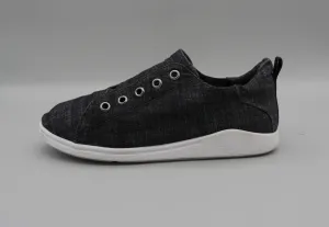 Momentum Slip-on Unisex Sneaker Black