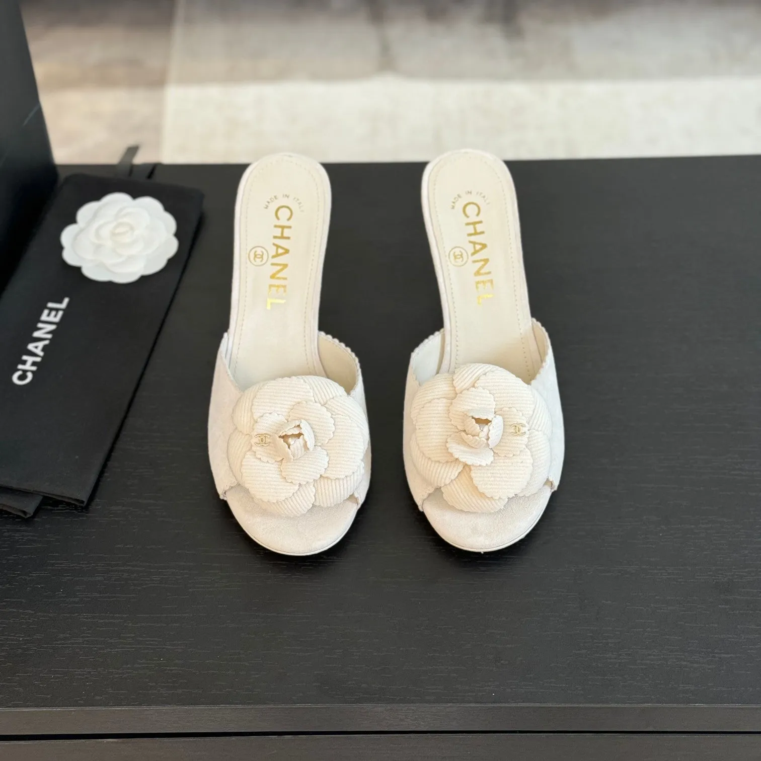 mule sandal flower high heel 80 white suede