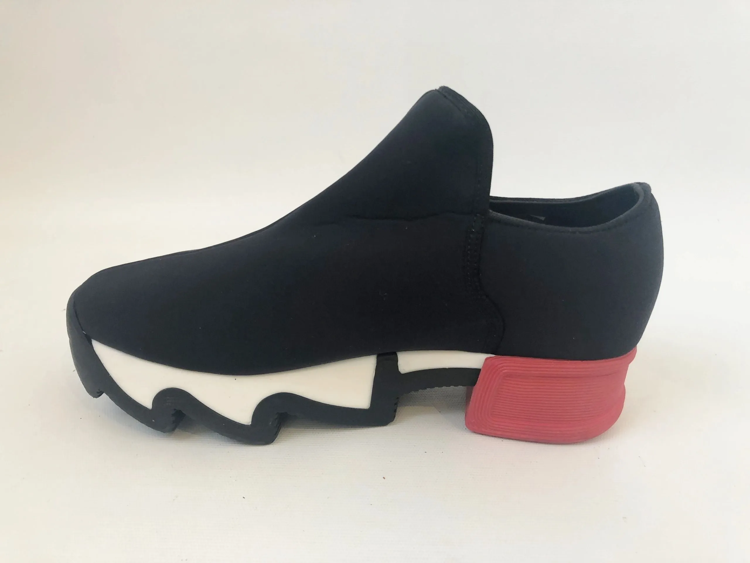 NEW Iri Black & Red Neoprene Sneaker Size 8.5