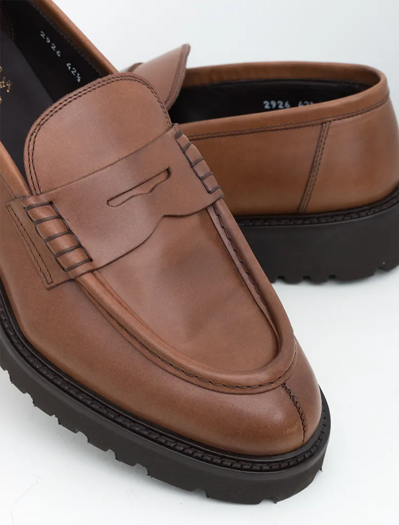 PENNY LOAFER