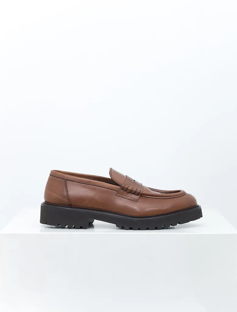 PENNY LOAFER