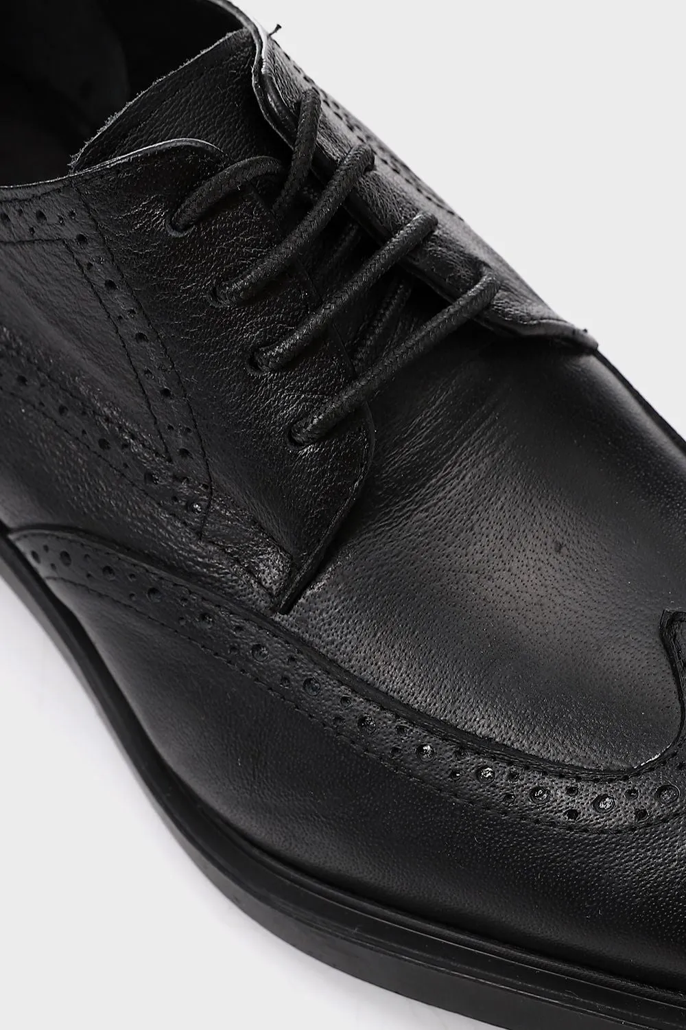 Perforated Leather Classic Shoes