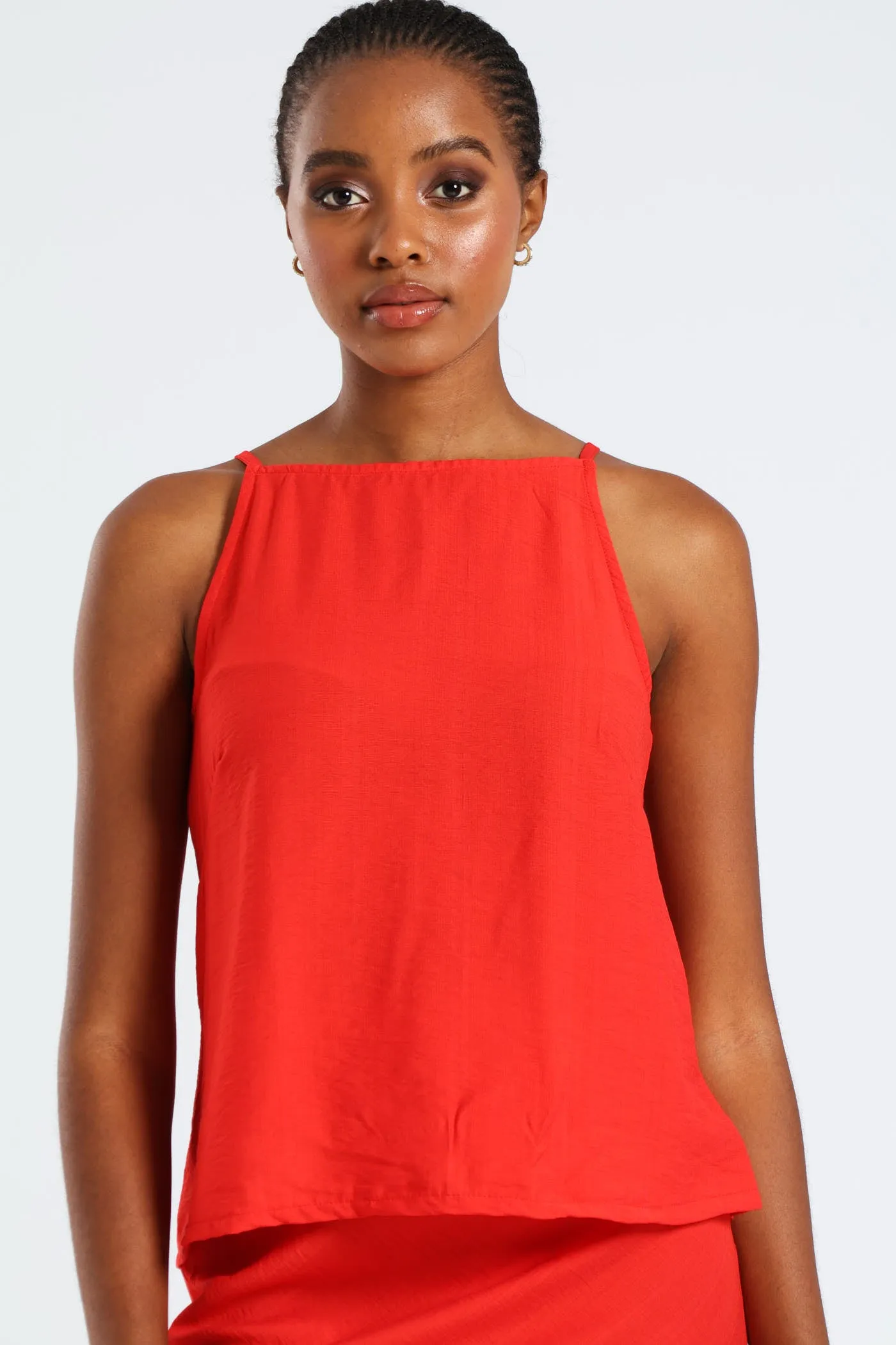 Sleeveless Strappy Hineck Tank - Red