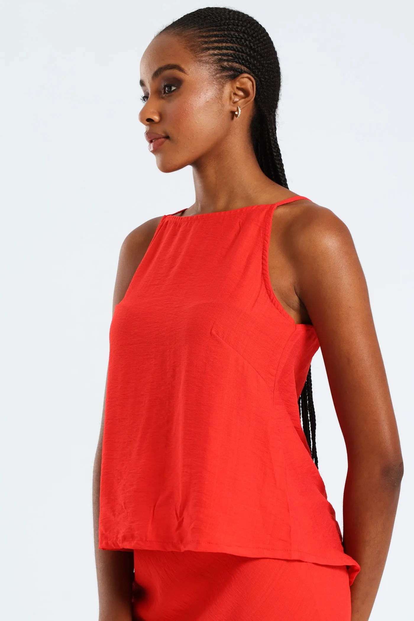 Sleeveless Strappy Hineck Tank - Red