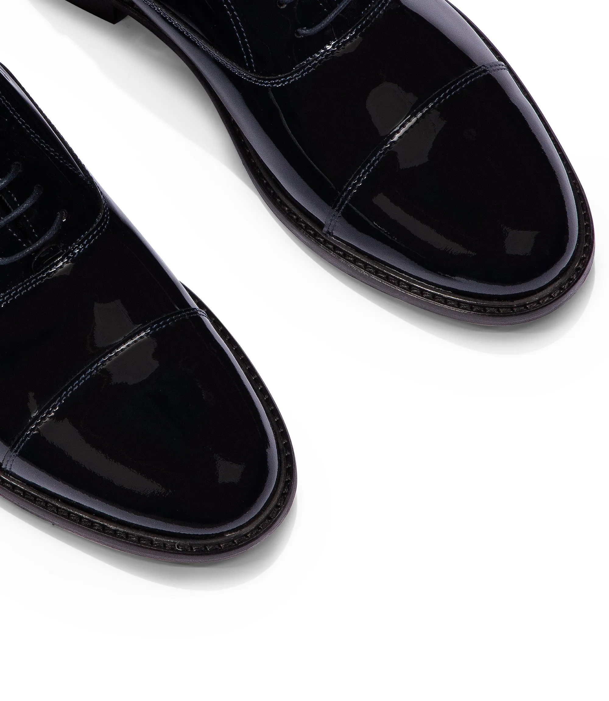 Stringate oxford in vernice blu