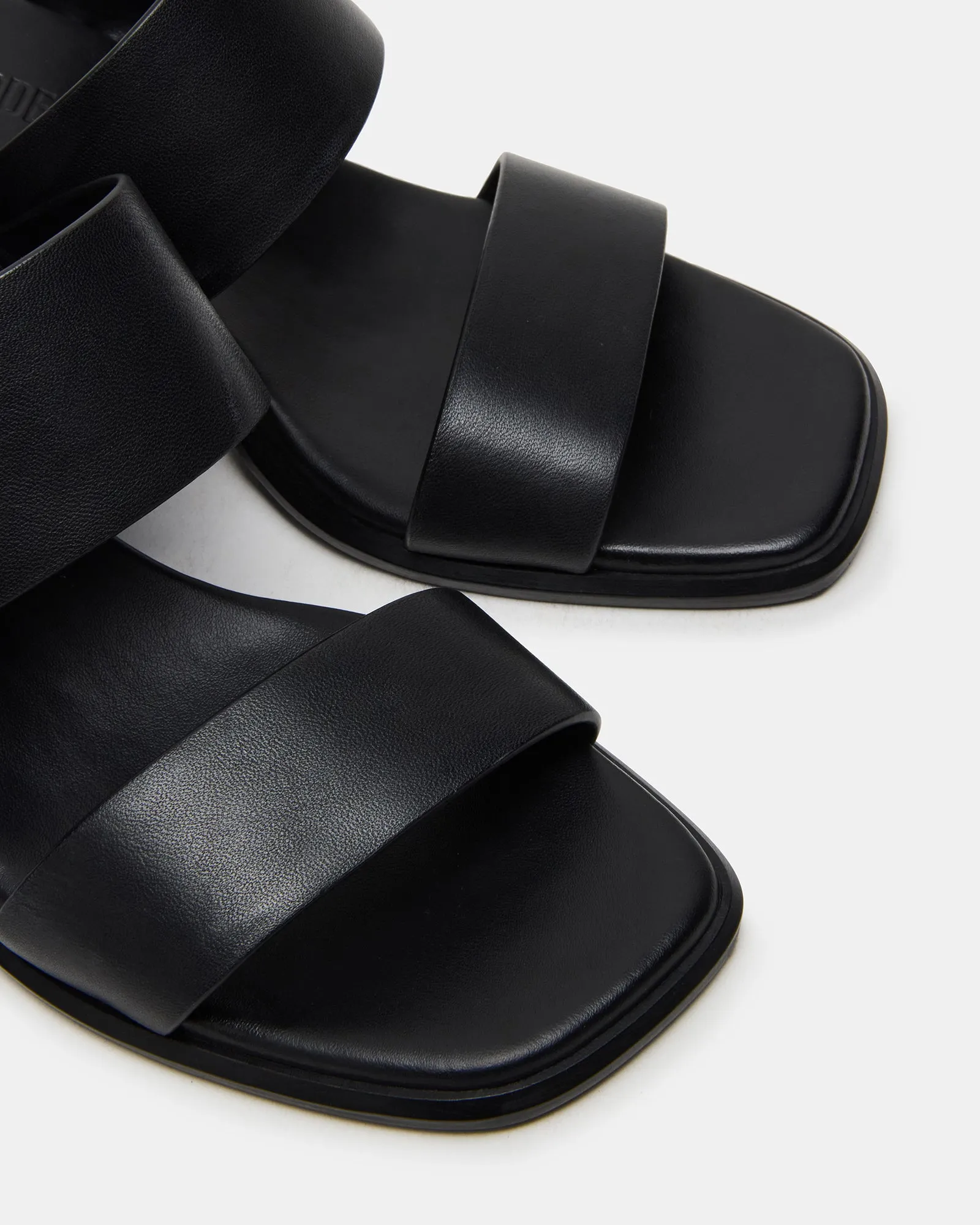 SYCAMORE BLACK LEATHER