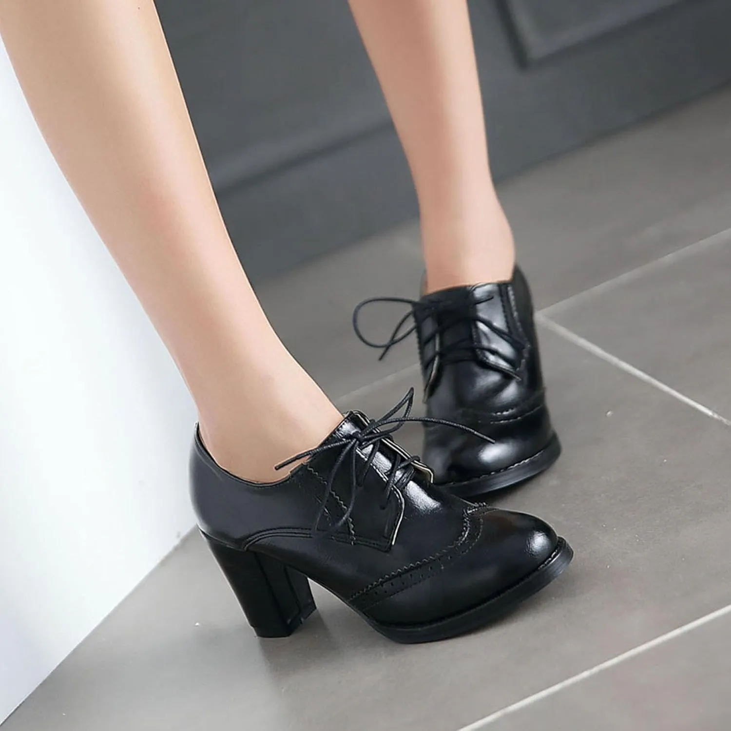 Women's Chunky Block Heels Oxfords Vintage Wingtip Brogues Round Toe Lace-up Pumps High Heeled Booties Dress Shoes