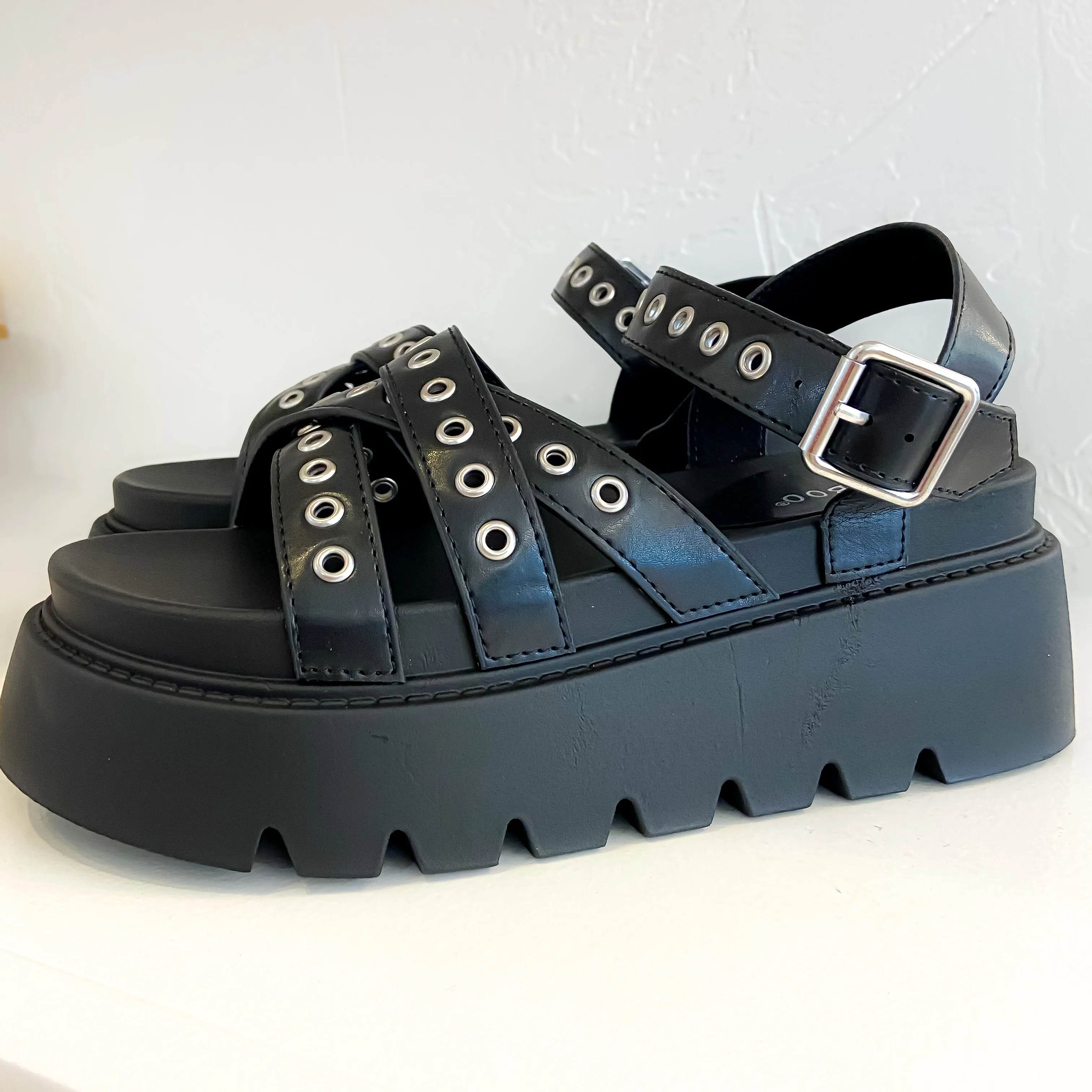 Wynn Grommet Platform Sandal